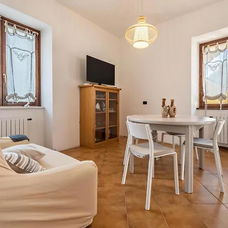 Casa Forni Apartment Nago-Torbole